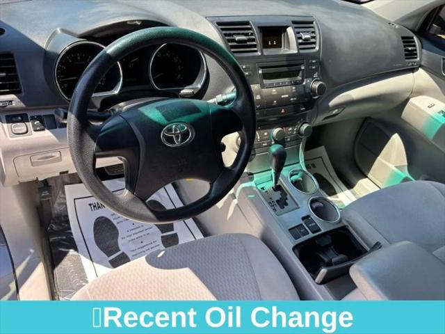 2010 Toyota Highlander Base