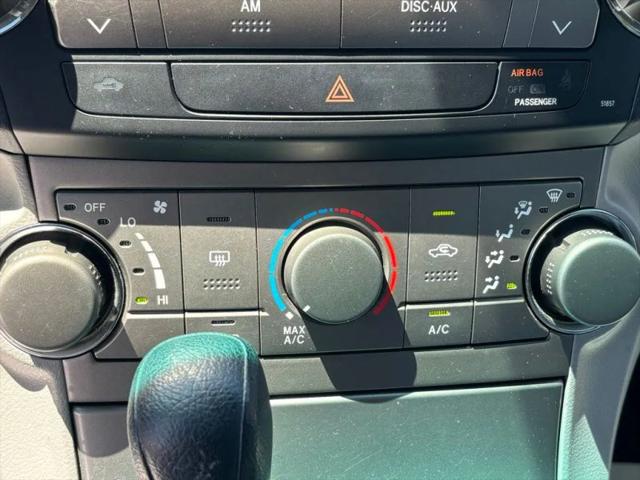 2010 Toyota Highlander Base