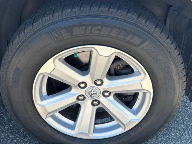 2010 Toyota Highlander Base