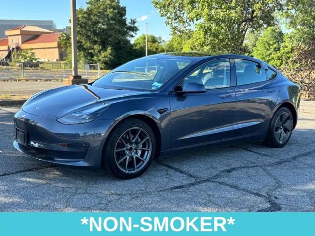 2022 Tesla Model 3 Rear-Wheel Drive