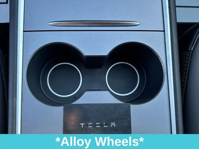 2022 Tesla Model 3 Rear-Wheel Drive
