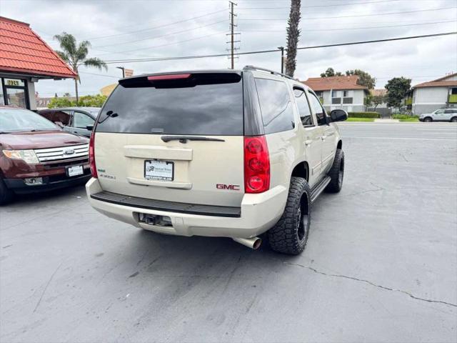 2011 GMC Yukon SLE