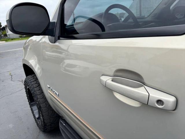 2011 GMC Yukon SLE