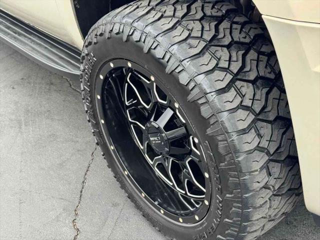 2011 GMC Yukon SLE