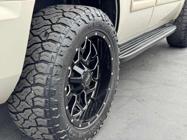 2011 GMC Yukon SLE