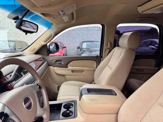 2011 GMC Yukon SLE