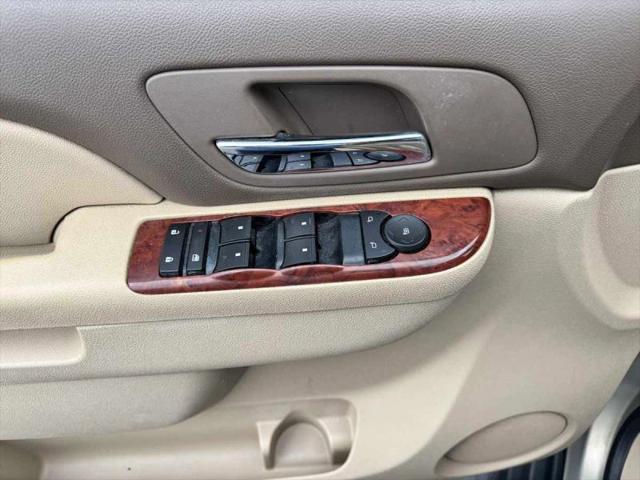 2011 GMC Yukon SLE