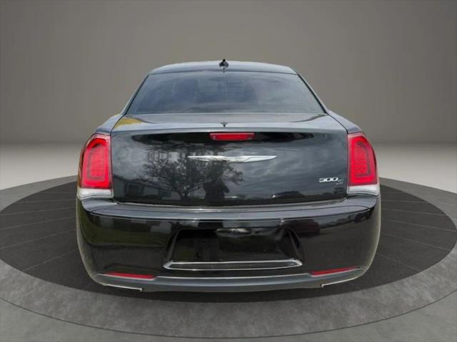 2019 Chrysler 300 300S