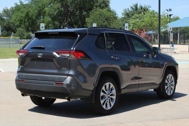 2022 Toyota RAV4 XLE Premium