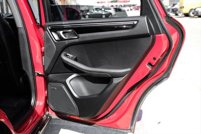2020 Porsche Macan S
