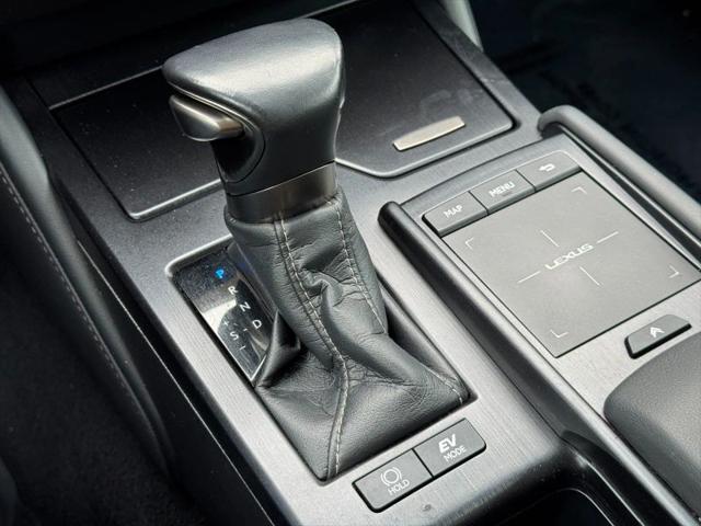 2021 Lexus ES 300h 300h