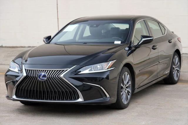2021 Lexus ES 300h 300h
