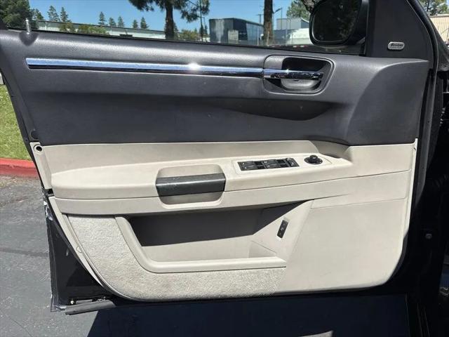 2006 Chrysler 300 300C