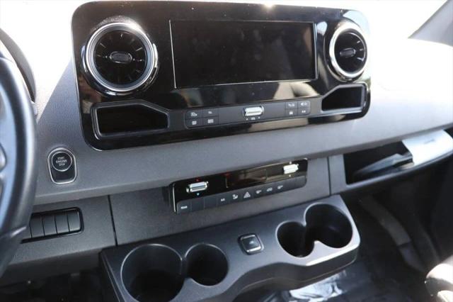 2023 Mercedes-Benz Sprinter 2500 Standard Roof 4-Cyl Gas