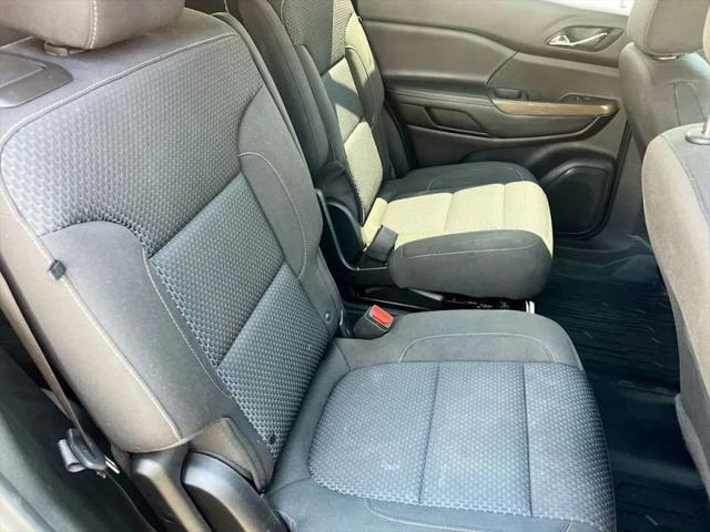 2022 GMC Acadia AWD SLE