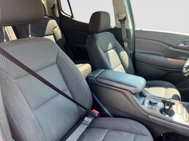 2022 GMC Acadia AWD SLE