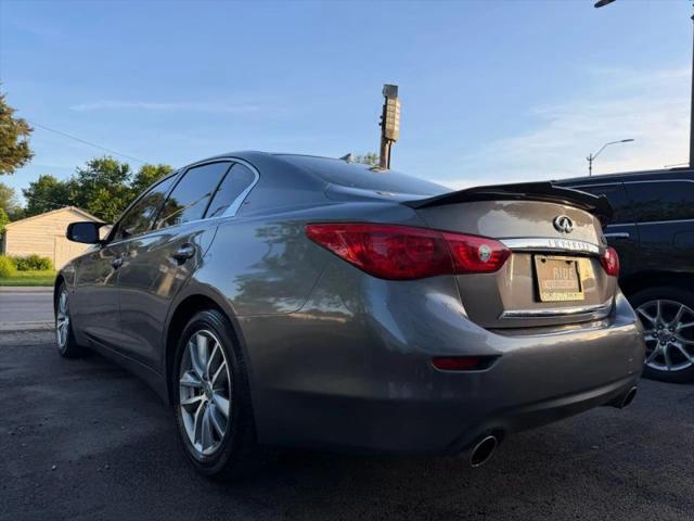 2015 INFINITI Q50 Premium