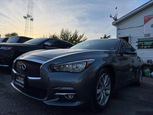2015 INFINITI Q50 Premium
