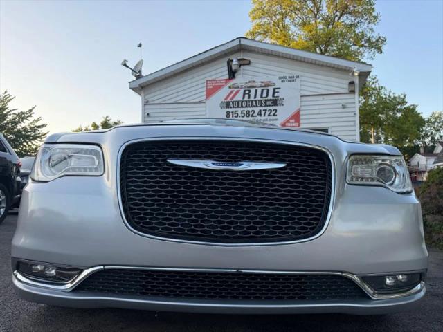 2020 Chrysler 300 Limited for sale in Joliet, IL