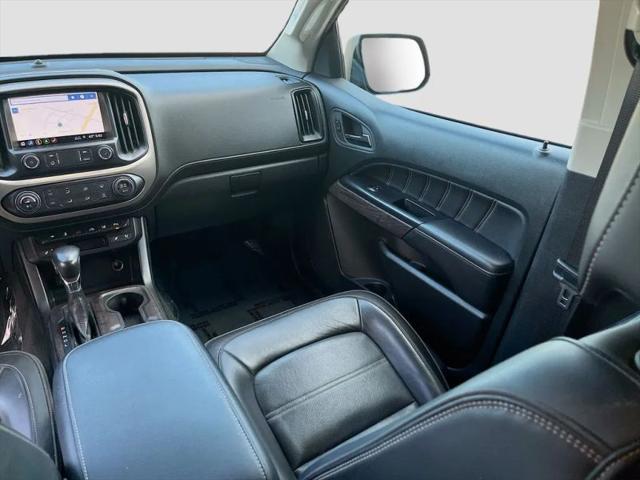 2022 GMC Canyon 4WD Crew Cab Short Box Denali