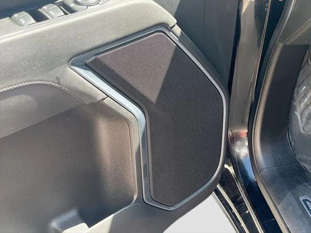 2022 Chevrolet Silverado 1500 4WD Crew Cab Short Bed RST
