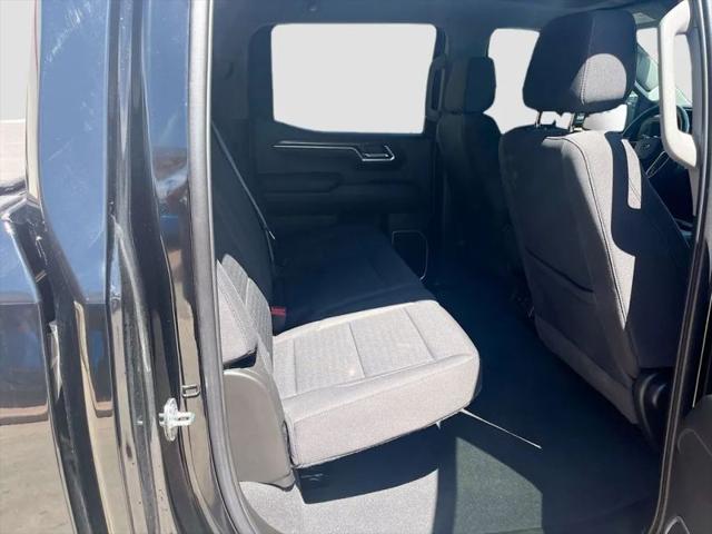 2022 Chevrolet Silverado 1500 4WD Crew Cab Short Bed RST