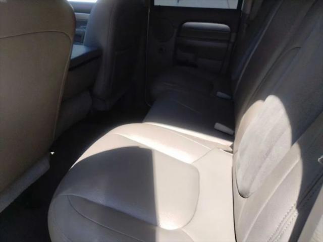 2005 Dodge Ram 3500 SLT/Laramie