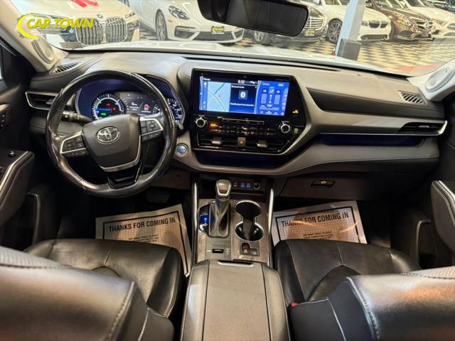 2022 Toyota Highlander Hybrid Limited