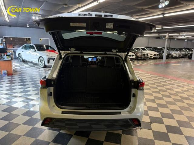 2022 Toyota Highlander Hybrid Limited