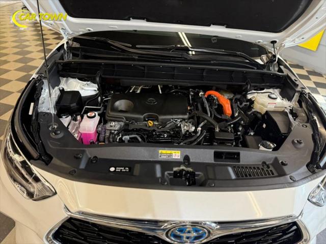 2022 Toyota Highlander Hybrid Limited