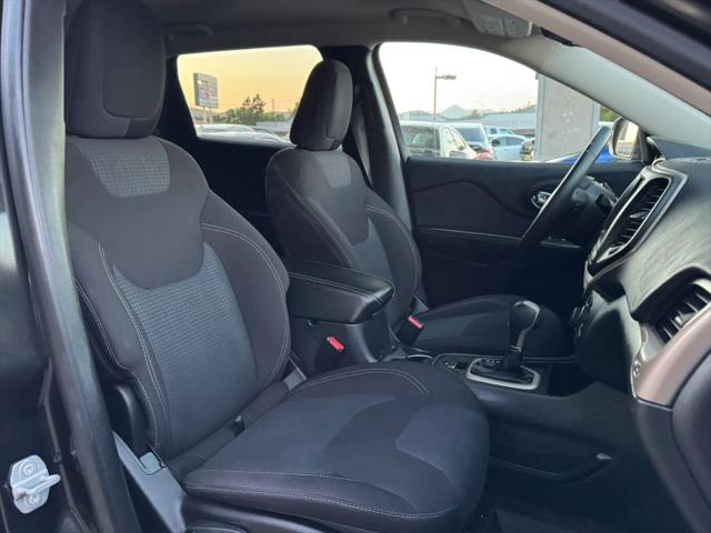 2016 Jeep Cherokee Latitude