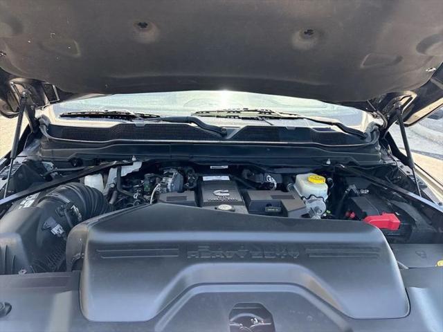 2021 Jeep Ram 2500 Laramie Mega Cab 4x4 6'4" Box