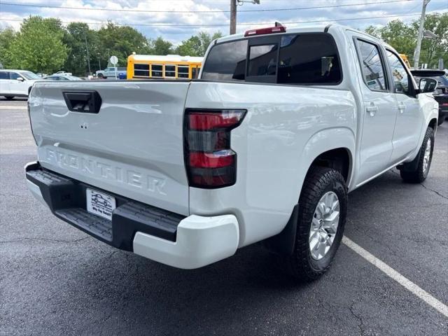2022 Nissan Frontier Crew Cab SV 4x4