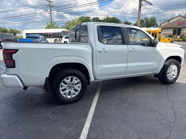 2022 Nissan Frontier Crew Cab SV 4x4