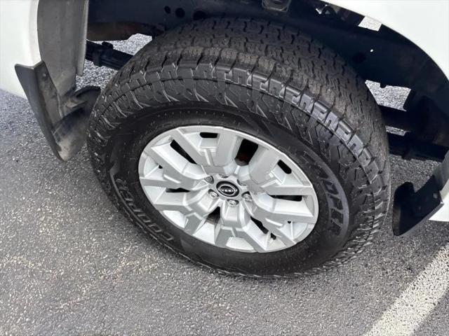 2022 Nissan Frontier Crew Cab SV 4x4