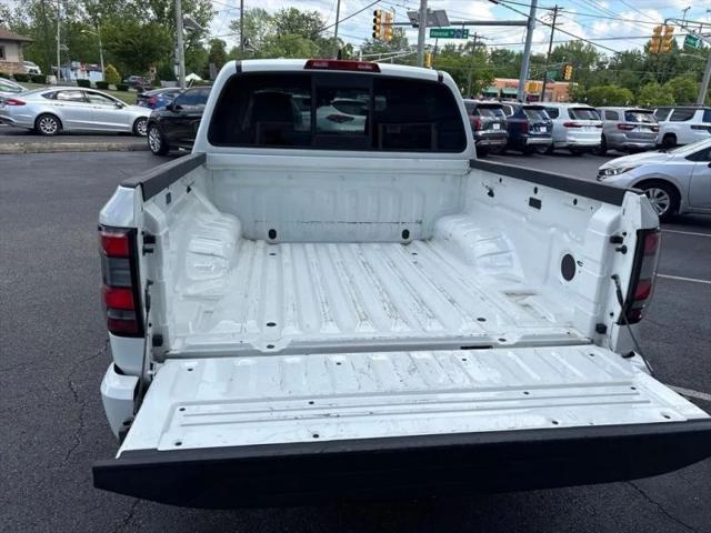 2022 Nissan Frontier Crew Cab SV 4x4