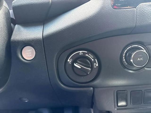 2022 Nissan Frontier Crew Cab SV 4x4