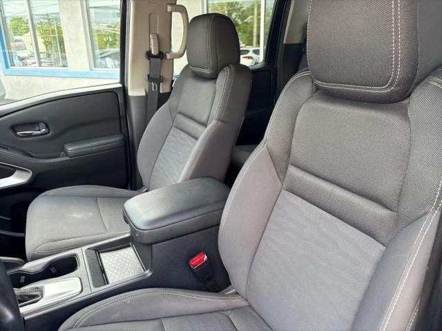 2022 Nissan Frontier Crew Cab SV 4x4