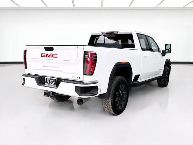 2025 GMC Sierra 3500HD 4WD Crew Cab Standard Bed AT4