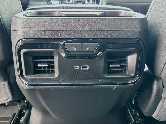2025 GMC Sierra 3500HD 4WD Crew Cab Standard Bed AT4