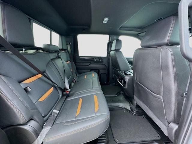 2025 GMC Sierra 3500HD 4WD Crew Cab Standard Bed AT4