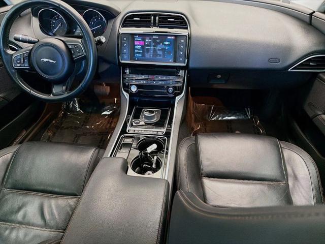 2017 Jaguar XE 25t Prestige