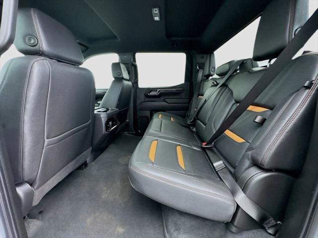 2025 GMC Sierra 1500 4WD Crew Cab Short Box AT4
