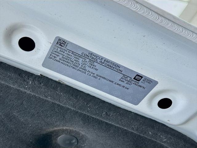 2025 GMC Sierra 1500 4WD Crew Cab Short Box AT4