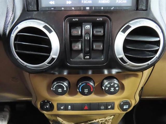 2012 Jeep Wrangler Unlimited Sahara