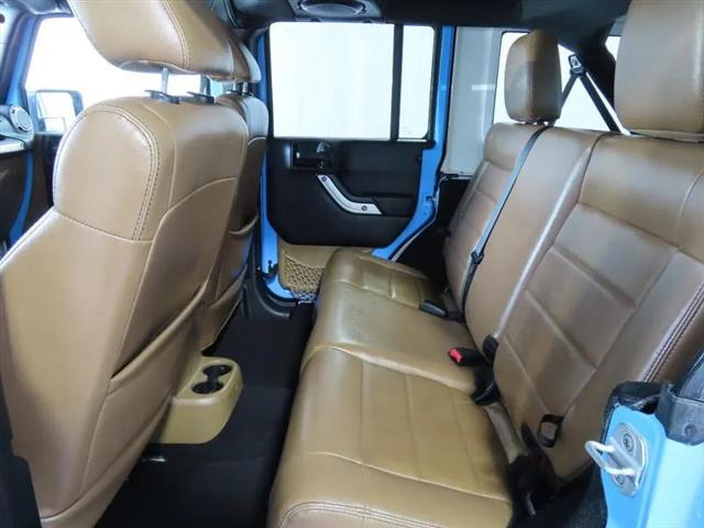 2012 Jeep Wrangler Unlimited Sahara