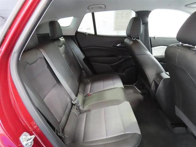 2025 Chevrolet Trax FWD LT