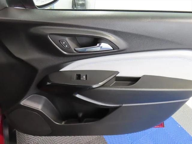 2025 Chevrolet Trax FWD LT