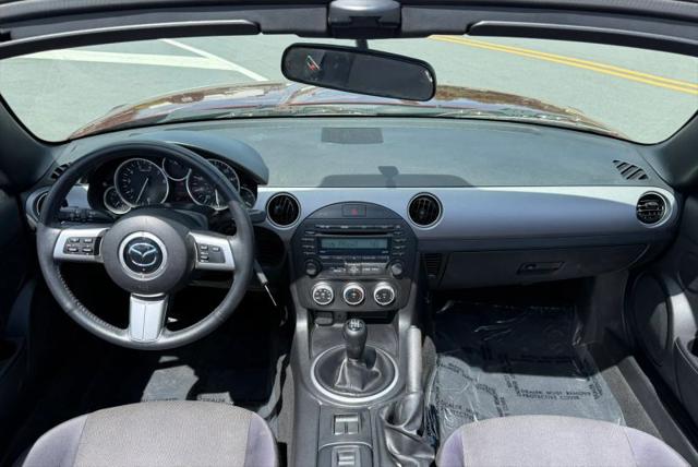 2009 Mazda MX-5 Sport