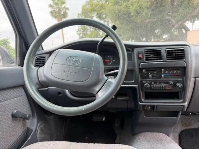 1996 Toyota Tacoma Base